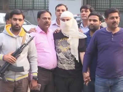 दिल्ली में हिज्बुल मुजाहिदीन का आतंकी गिरफ्तार, कश्मीर में SI की हत्या में था शामिल 