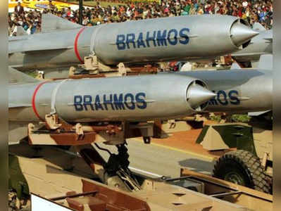 डीएसी ने ब्राह्मोस और एआरवी की 3000 करोड़ की रक्षा खरीद को मंजूरी दी 