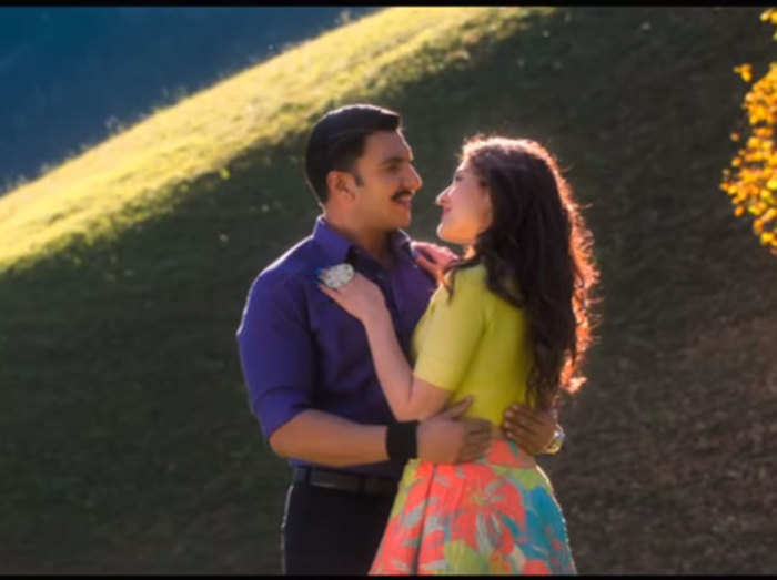 Simmba Movie Reasons To Watch Ranveer Singh Sara Ali Khan Starrer Simmba वजह आपक क य द खन च ह ए रणव र और स र क स म ब Navbharat Times Navbharat Times