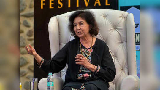 nayantara sahgal'सहगल यांचे भाषण संमेलन मंचावरून संपूर्ण वाचावे'