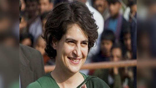 Priyanka Gandhi: लोक प्रियांकांमध्ये इंदिरा गांधींना पाहतील: शिवसेना