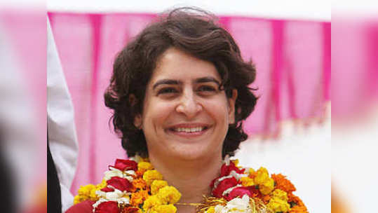 priyanka gandhi: गंगा स्नानाने करणार राजकारणाचा शुभारंभ?