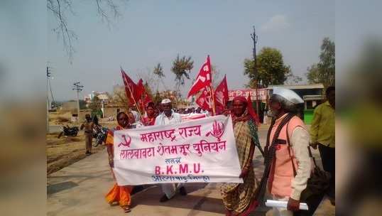 ‘बेरोजगार भत्ता; रोहयोची कामे द्या’