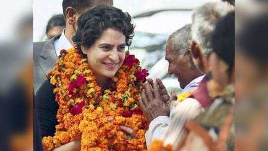 priyanka: रोड शोपूर्वी प्रियांकांची 'ट्विटर एंट्री'