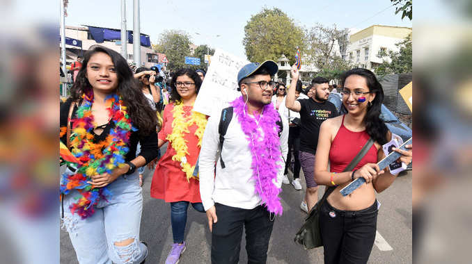 अहमदाबाद में क्वीयर प्राइड परेड का आयोजन, सैकड़ों युवा हुए शामिल 