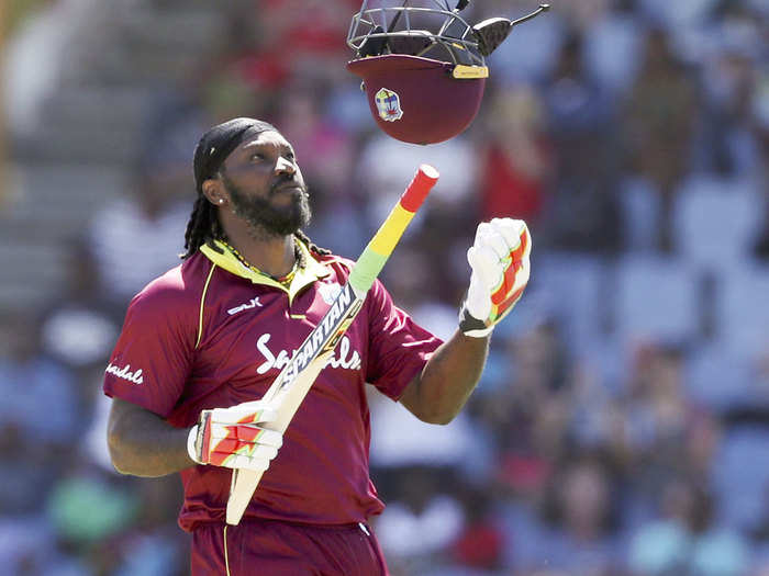 Chris Gayle World Cup स थ य न कह ग ल जब स न य स ल ग त क र क ट जगत क उनक कम खल ग World Will Miss Gayle S Aura When He Finally Retires Say Wi Teammates