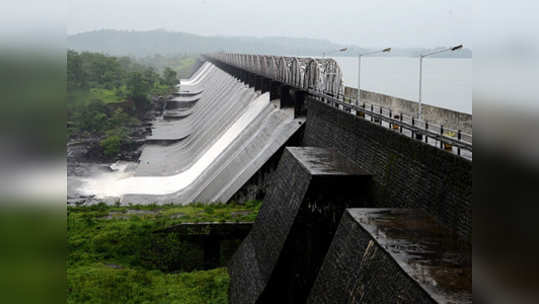 मुंबईला पाणीपुरवठा करणारं तानसा धरण ओव्हरफ्लो