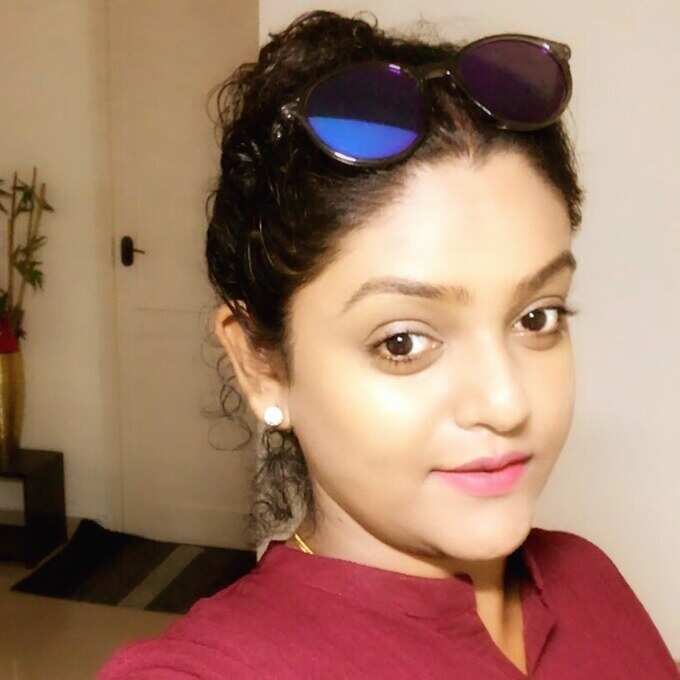 karthika-deepam-heroine-deepa-real-life-photos-and-latest-images-on-instagram