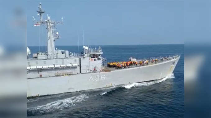 नौसेना सप्ताह समारोह: दक्षिण कमान ने कोच्चि तट के पास किया ऑपरेश्नल डिमॉनस्ट्रेशन 