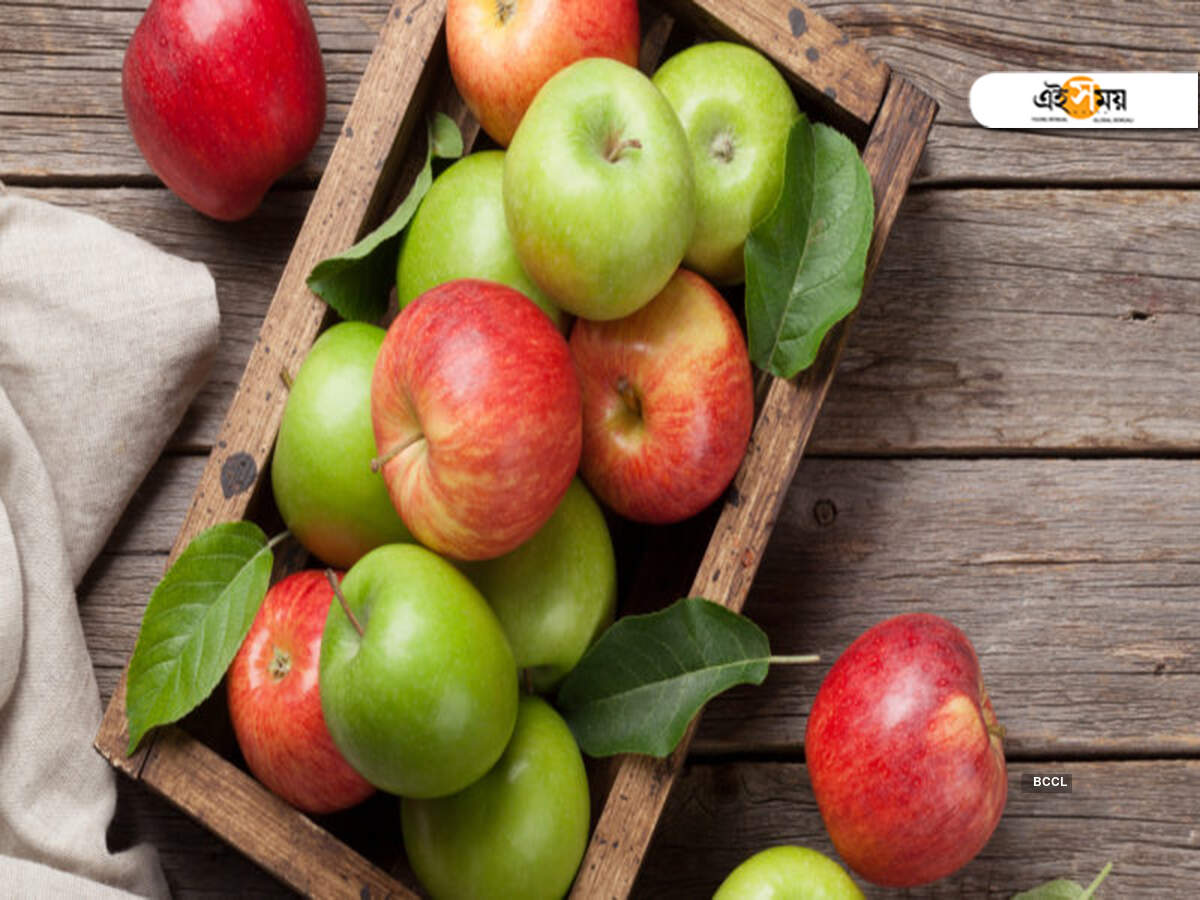Red Apples ল ল আপ ল র থ ক সব জ আপ ল ক ব শ ভ ল জ ন ন ন Know All About Green Apple Is It Healthier Than Red Apple Eisamay