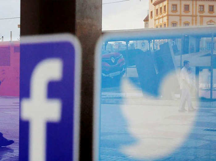 इन यूजर्स के ट्विटर और फेसबुक लॉगिन डीटेल्स हुए लीक, कंपनियों ने बताई वजह