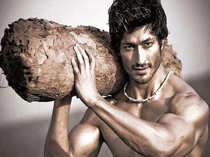 Vidyut Jammwal ह ल व ड व ल क नजर म झ पर ह ग व द य त ज मव ल Actor Vidyut Jammwal Talk About His Career And Films Navbharat Times