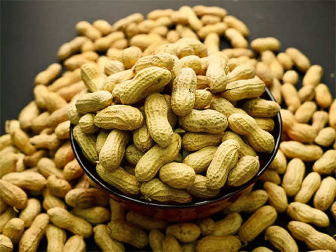 eating peanut in winters: lifestyle benefits of eating peanut during  winters helpful in weight loss | Navbharat Times Photogallery