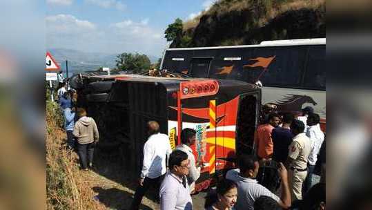 पसरणी घाटात आराम बस-शिवशाहीमध्ये धडक