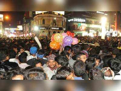 बंगलुरु: हिन्दू संगठन ने एमजी रोड और ब्रिगेड रोड पर नववर्ष समारोह पर बैन की मांग की 