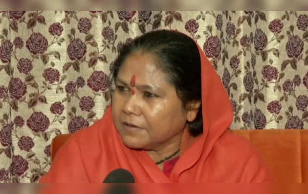  Sadhvi Niranjan Jyoti's disputed comment on Priyanka Gandhi, said- Remove Gandhi by name "title =" Sadhvi Niranjan Jyoti's controversial comment on Priyanka Gandhi, said- Remove Gandhi by name "width = "630" height = "400" /> <span class=