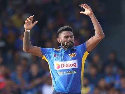 IND vs SL: हारे श्रीलंका को बड़ा झटका, चोटिल तेज गेंदबाज उदाना तीसरे टी20 से बाहर 