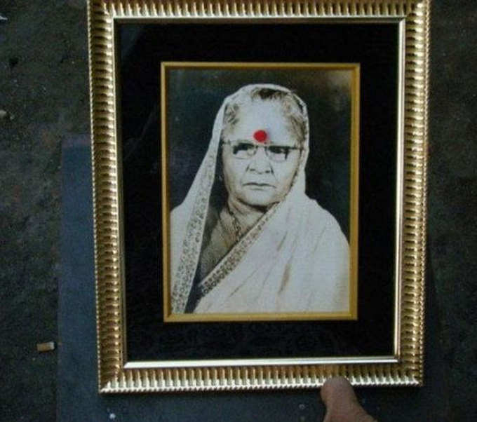 know who is real gangubai kathiawadi who was called as mafia queen and was rakhi sister of don karim lala | Navbharat Times Photogallery