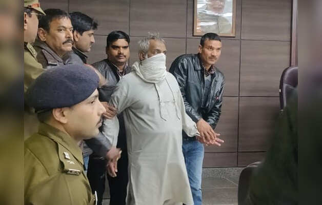 कानपुर से गिरफ्तार किया गया जलीस अंसारी कानपुर से गिरफ्तार किया गया जलीस अंसारी