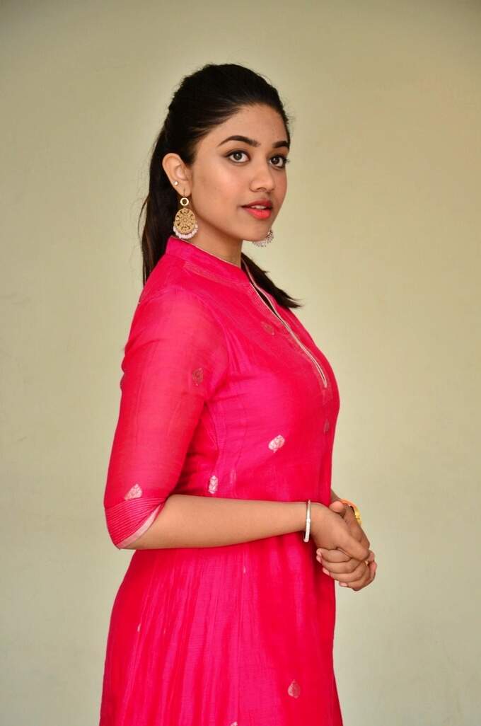 chusi chudangane movie heroine malavika satheeshan latest photo shoot chusi chudangane movie heroine malavika satheeshan latest photo shoot