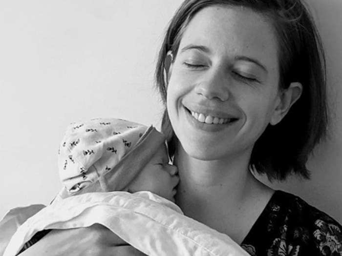 Kalki Koechlin With Daughter म बनकर क स फ ल कर रह ह कल क क कल ब ट क स थ तस व र श यर करक बत य Kalki Koechlin Shares Adorable Picture With Her Daughter Navbharat Times