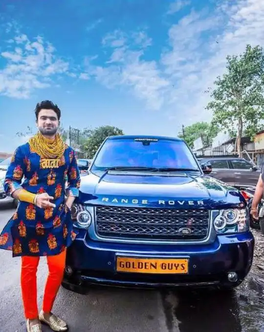 Sunny Waghchaure Gold Car ಚ ನ ನದ ಕ ರನ ನ ನ ಡ ದ ದ ರ ಇಲ ಲ ದ ದ ರ ನ ಡ ಗ ಲ ಡ ಮ ಯ ನ Here Are The Goldman Of Pune Sunny Waghchaure Gold Car And Price Vijaya Karnataka