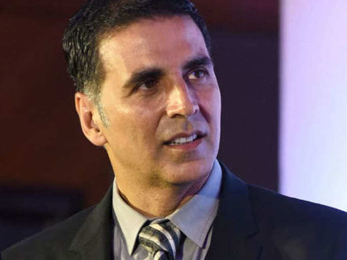 akshay kumar donates to pm care fund, कोरोना के लिए 25 करोड़ ही नहीं, अक्षय  कुमार 7 बार पहले भी मदद के लिए खोल चुके हैं तिजोरी - movie akshay kumar 8