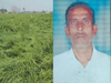 फसल की बर्बादी देख किसान को आया हार्ट अटैक, मौके पर हुई मौत फसल की बर्बादी देख किसान को आया हार्ट अटैक, मौके पर हुई मौत