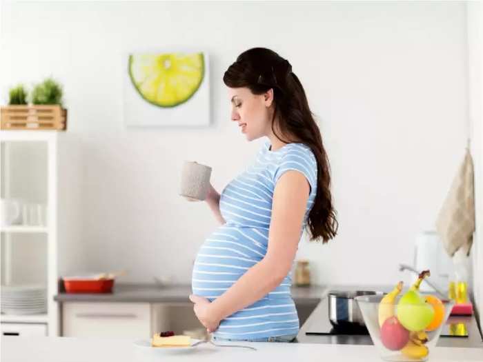 dehydration during pregnancy in hindi