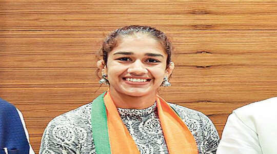 babita phogat: कंगना की बहन के बाद रेसलर ...