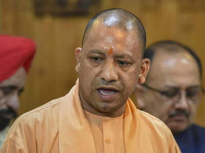 पिता के अंतिम संस्कार में नहीं शामिल होंगे CM योगी आदित्यनाथ, मां को लिखा भावुक खत पिता के अंतिम संस्कार में नहीं शामिल होंगे CM योगी आदित्यनाथ, मां को लिखा भावुक खत