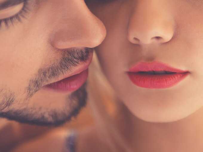 sexual problems: எப்போதும் உடலுறவு குறித்த நினைப்பாகவே இருக்கிறது... அது தவறா?... அதை எப்படி சமாளிப்பது?... 4 samayam tamil Tamil News Spot