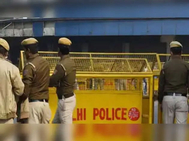 बॉयज लॉकर रूम मामला: दिल्ली पुलिस ने 18 वर्षीय ग्रुप एडमिन को किया गिरफ्तार