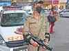 दिल्ली: लॉकडाउन तोड़ने पर 74 मामले दर्ज, 2,100 लोग हिरासत में दिल्ली: लॉकडाउन तोड़ने पर 74 मामले दर्ज, 2,100 लोग हिरासत में