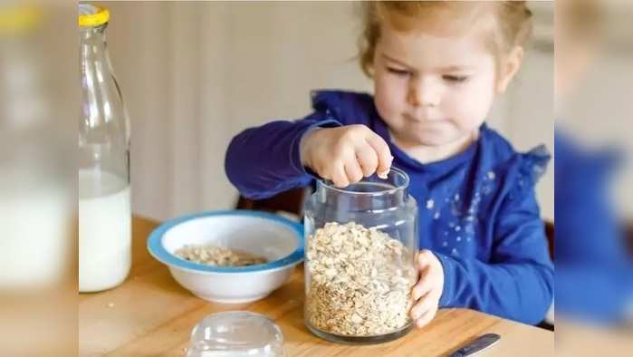 Oats for Babies: बाळाला ओट्स खायला देण्याआधी जाणून घ्या ‘हे’ सत्य!