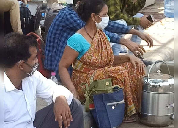 यात्रियों की ओर से की जा रही ये मांग