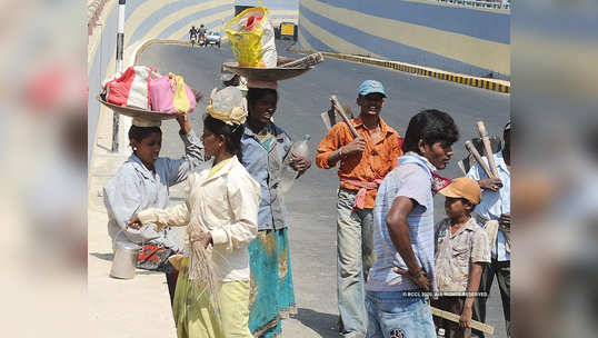 लघुउद्योगांना सतावतेय कामगारांची कमतरता