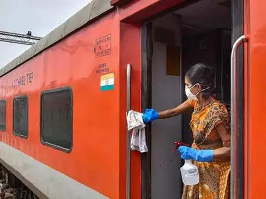rajdhani special train: राà¤à¤§à¤¾à¤¨à¥ विशà¥à¤· ...