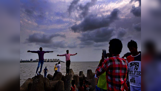 देवभूमी केरळात मान्सूनची धडक; महाराष्ट्रालाही पहिल्या पावसाची वर्दी