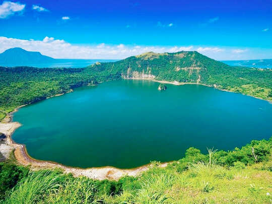 Most Beautiful Lakes in India: mesmerizing photos of most famous and  beautiful lakes in india | Navbharat Times Photogallery