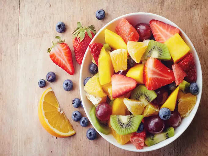 Best Time To Eat Fruits Best Time To Eat Fruits आय र व द क अन स र यह ह फ र ट स ख न क ल ए ब स ट ट इम According To Ayurveda The Best Time To Eat Fruits In