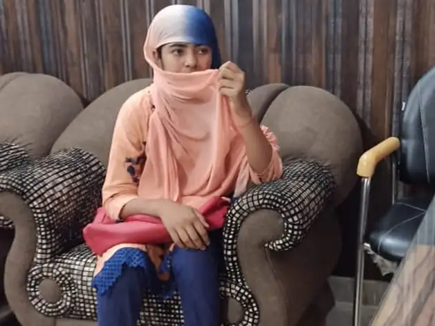 अनामिका शुक्ला के नाम से नौकरी कर रही थी आरोपी