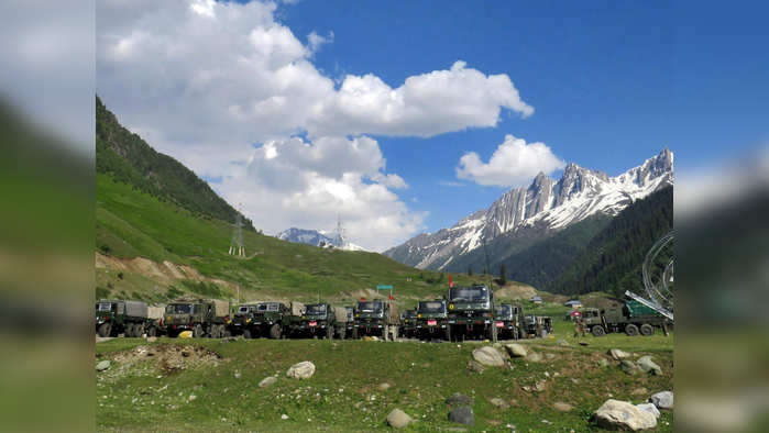 रात्रीपर्यंत सुरू होते 'युद्ध'; चीनी सीमेवरील २० शहिदांची कहाणी