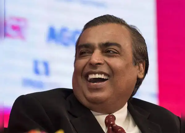 नौवें नंबर पर मुकेश अंबानी