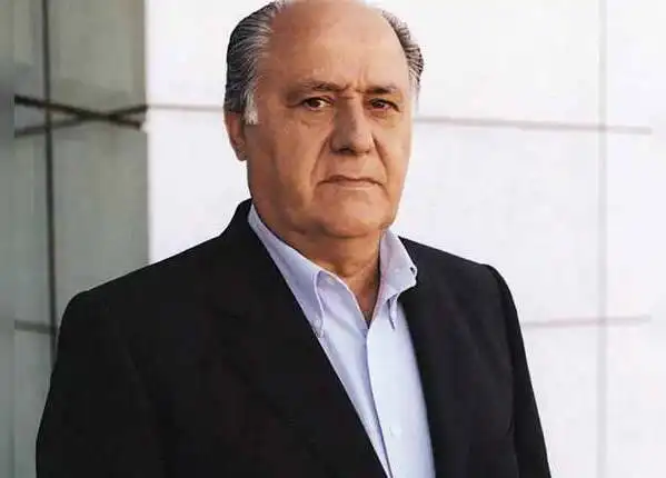 Amancio Ortega आठवें नंबर पर