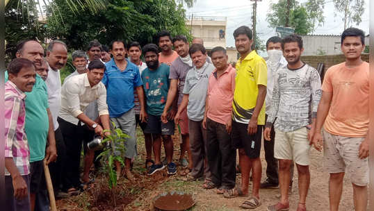 Kolhapur: मुलगा झाल्याचा आनंद त्यांनी 'असा' साजरा केला; संपूर्ण तालुक्यात चर्चा