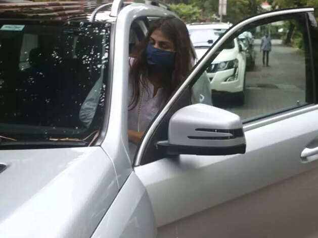 Riya Chakraborty Riya Chakraborty