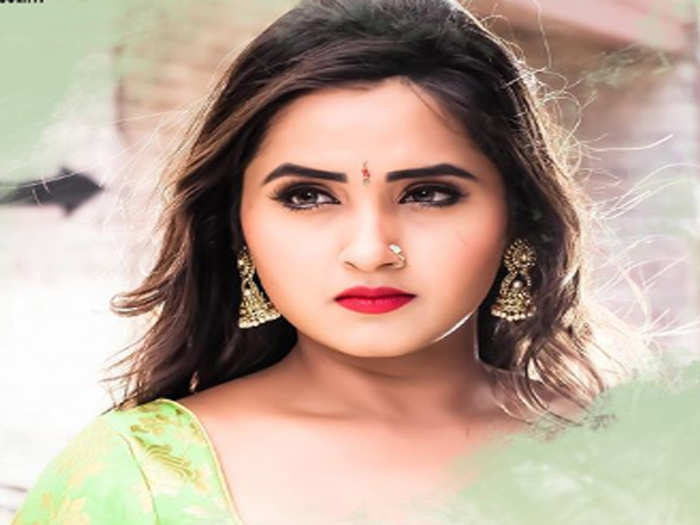 kajal raghwani most important lesson in life: काजल राघवानी ने तनाव भरी  जिंदगी को लेकर दिया बड़ा सबक - bhojpuri actress kajal raghwani gives most  important lesson in life | Navbharat Times