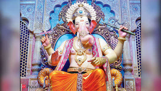 Lalbaugcha Raja : परंपरा खंडित करू नका, 'लालबागचा राजा'च्या मंडळाला या नेत्याचा सल्ला