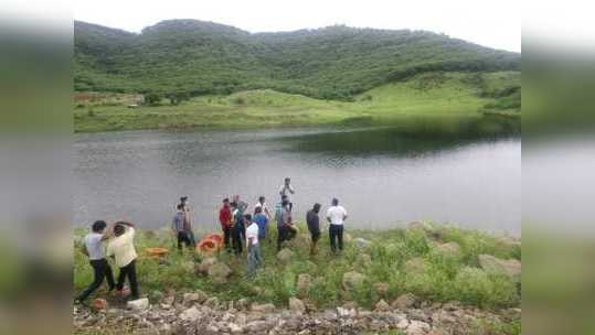 पाझर तलावात बोट उलटून अपघात, दोघांचा मृत्यू